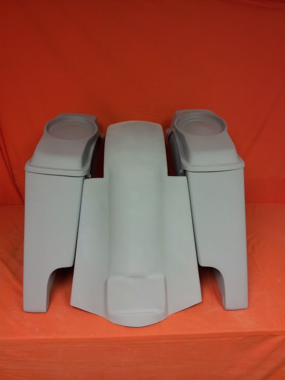 Harley Davidson 4" Extended Stretched Saddlebags + 6.5 Speaker Lids & Replacement Fender 09 - 13