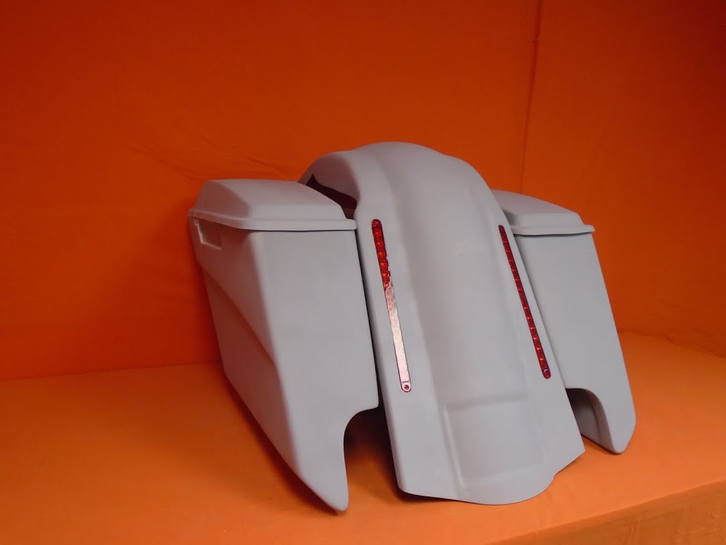 Harley Davidson 5" Extended Stretched Saddlebags With Cut Outs LED Fender Lids