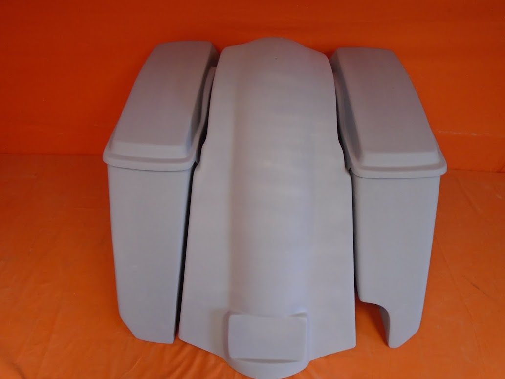 Harley Davidson Heritage Softail 5" Extended Saddlebags Lids Fender Right Cut Out