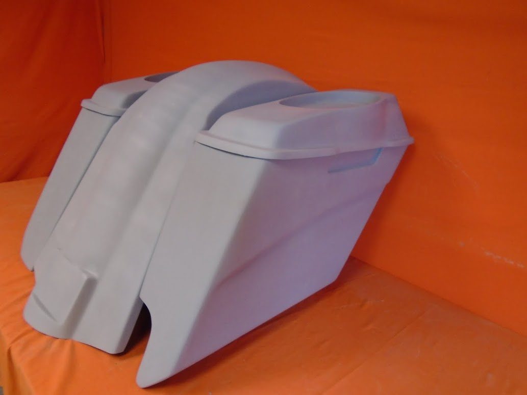 Harley Davidson Heritage Softail 5" Extended Saddlebags 6.5" Speaker Lids Fender Right Cut Out