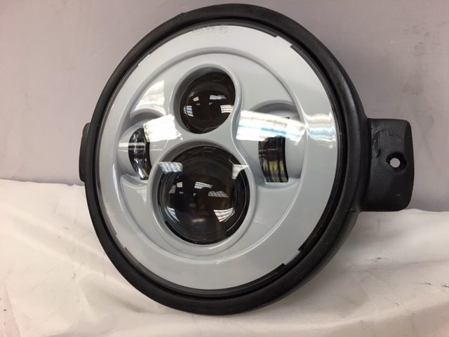 7" Kawasaki Voyager & Vaquero DAYMAKER Replacement Headlight White LED Light Projector HID Bulb