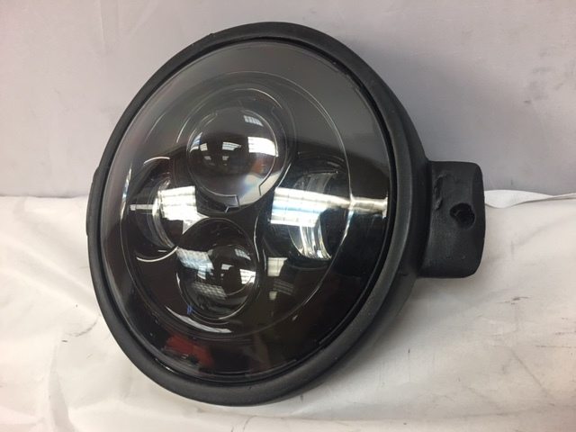 7" Kawasaki Voyager & Vaquero DAYMAKER Replacement Headlight Black LED Light Projector HID Bulb