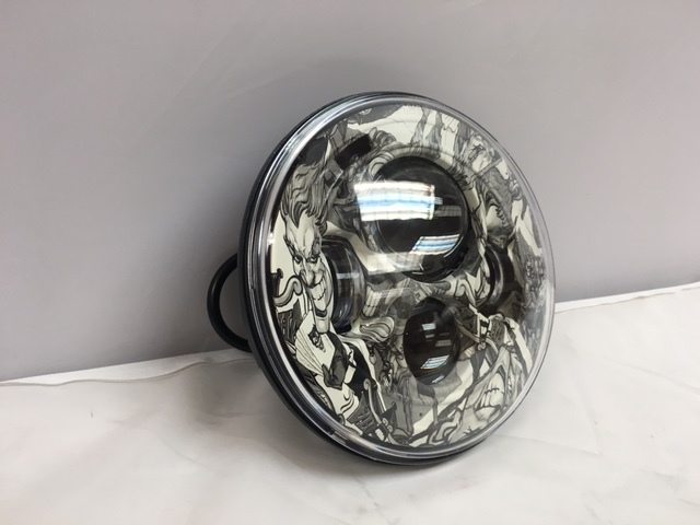 7" DAYMAKER Replacement Joker Design Projector HID LED Light Bulb Headlight Motorcycle Harley