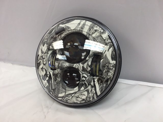 7" DAYMAKER Replacement Joker Design Projector HID LED Light Bulb Headlight Motorcycle Harley