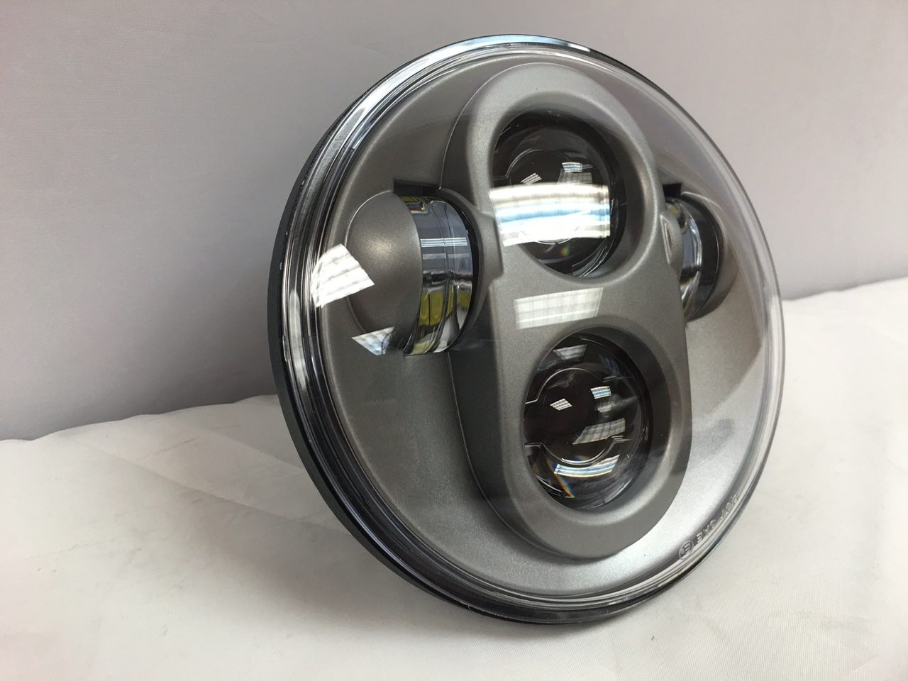 5 3/4" DAYMAKER Replacement SILVER Projector HID LED Light Bulb Headlight Motorcycle Harley 5.75"
