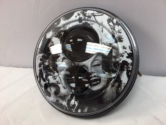 7" DAYMAKER Replacement Madonna Design Projector HID LED Light Bulb Headlight Motorcycle Harley