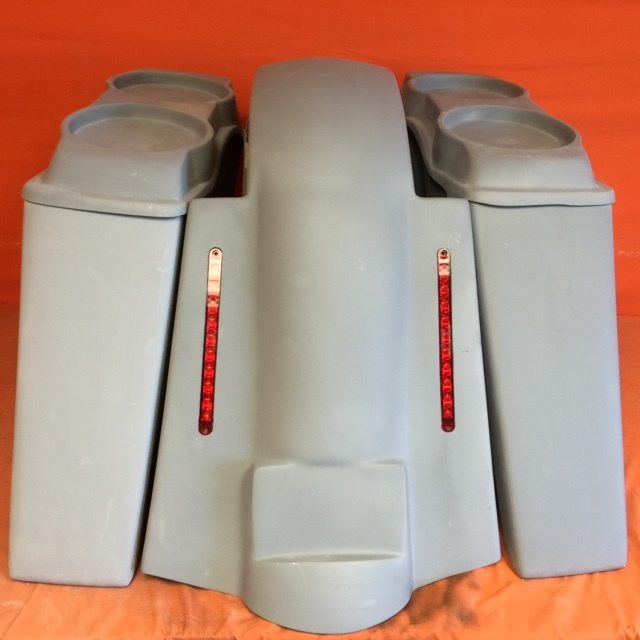 Harley Davidson 4" Extended Stretched Saddlebags Dual 6.5" Speaker Lids & Replacement LED Fender 09 - 13 - No Cut Outs