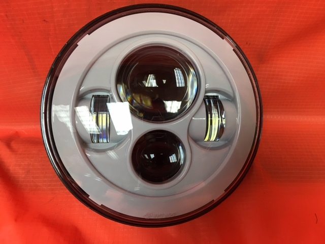7" DAYMAKER Replacement WHITE Projector HID LED Light Bulb Headlight Motorcycle Harley