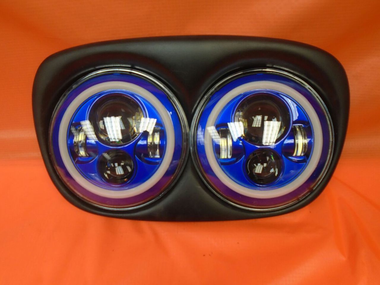 DUAL 7" BLUE DAYMAKER BLUE HALO LED ROAD GLIDE Black Light Bulb Headlight Motorcycle Harley Bezel