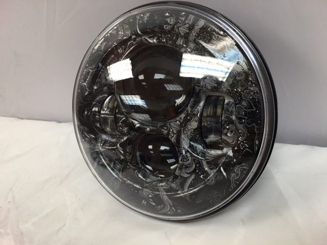 7" DAYMAKER Replacement Dark Knight Design Projector HID LED Light Bulb Headlight Motorcycle Harley