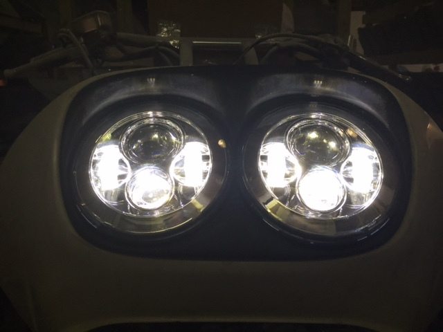 DUAL 7" DAYMAKER HID LED Replacement ROAD GLIDE Chrome Light Bulb Headlight Motorcycle Harley Bezel