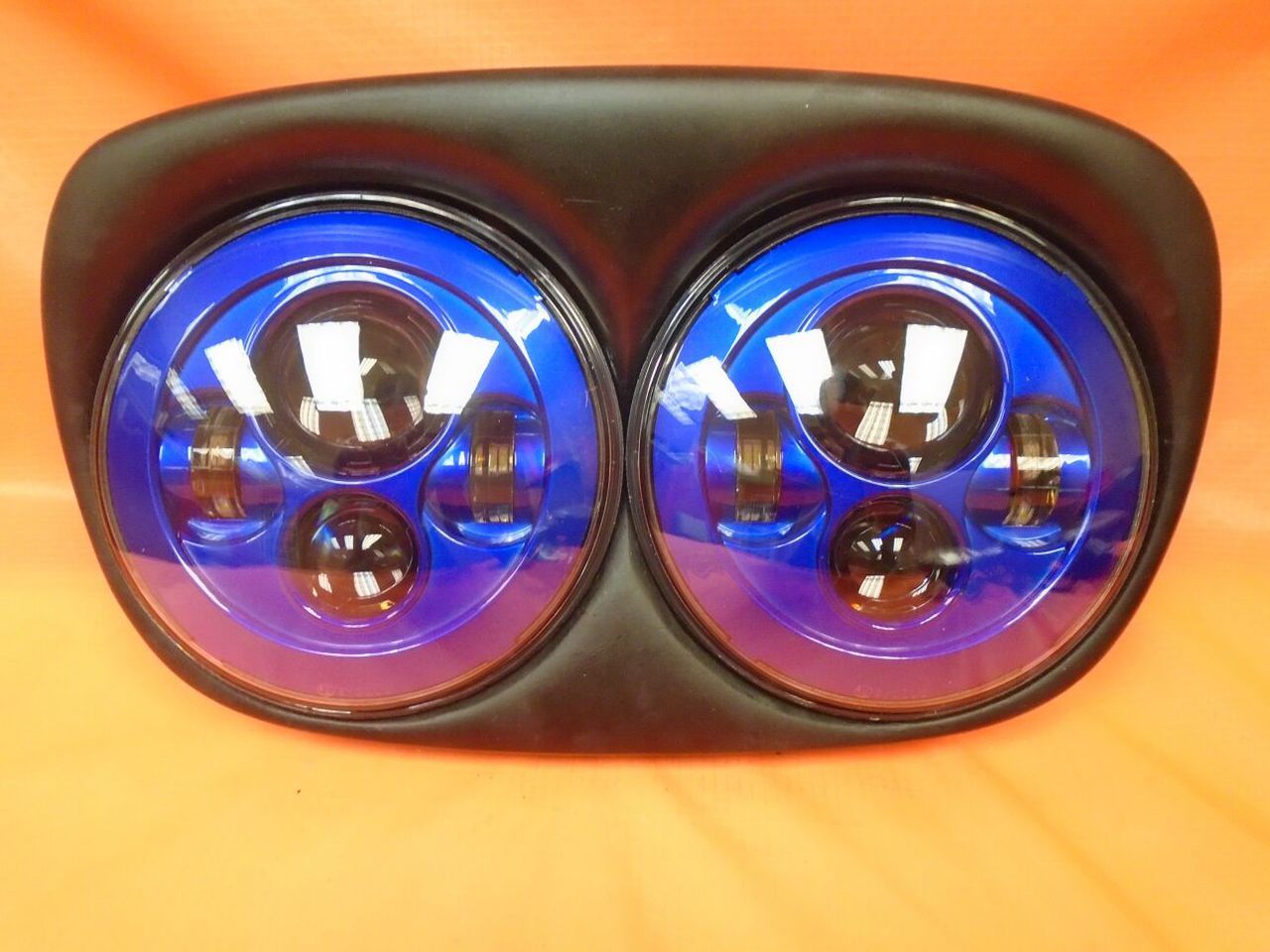 DUAL 7" BLUE DAYMAKER LED ROAD GLIDE Light Bulb Headlight Motorcycle Harley Bezel