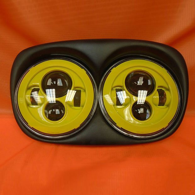 DUAL 7" YELLOW DAYMAKER LED ROAD GLIDE Black Light Bulb Headlight Motorcycle Harley Bezel