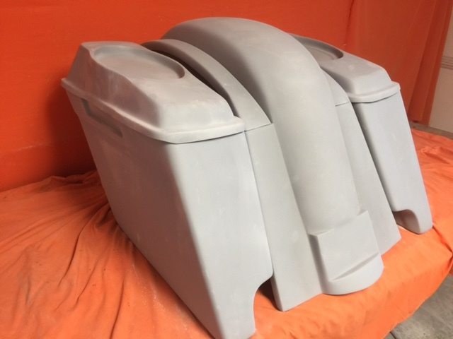 Honda VTX 1300 / 1800 6" Extended Stretched Saddlebags Rear Fender Dual Cut Out 6 X 9 Speaker Lids