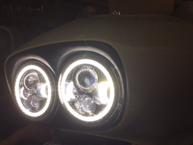 DUAL 7" DAYMAKER WHITE HALO LED Replacement ROAD GLIDE Chrome Light Bulb Headlight Motorcycle Harley Bezel