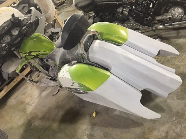 Victory Cross Country 6" Trendsetter Extended Hard Saddlebags Out & Down Bags Rear Fender No Cut Outs