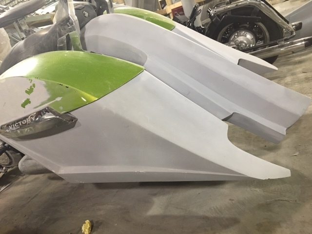 Victory Cross Country 6" Trendsetter Extended Hard Saddlebags Out & Down Bags Rear Fender Dual Cut Out