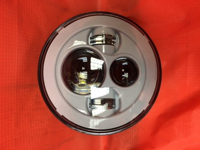 7" DAYMAKER Replacement WHITE Projector HID LED Light Bulb Headlight Motorcycle Harley