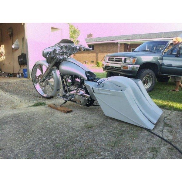 Harley Davidson Bagger Softail 8" Stretched SaddleBags Fender No Cut Outs Recess Plate No lids