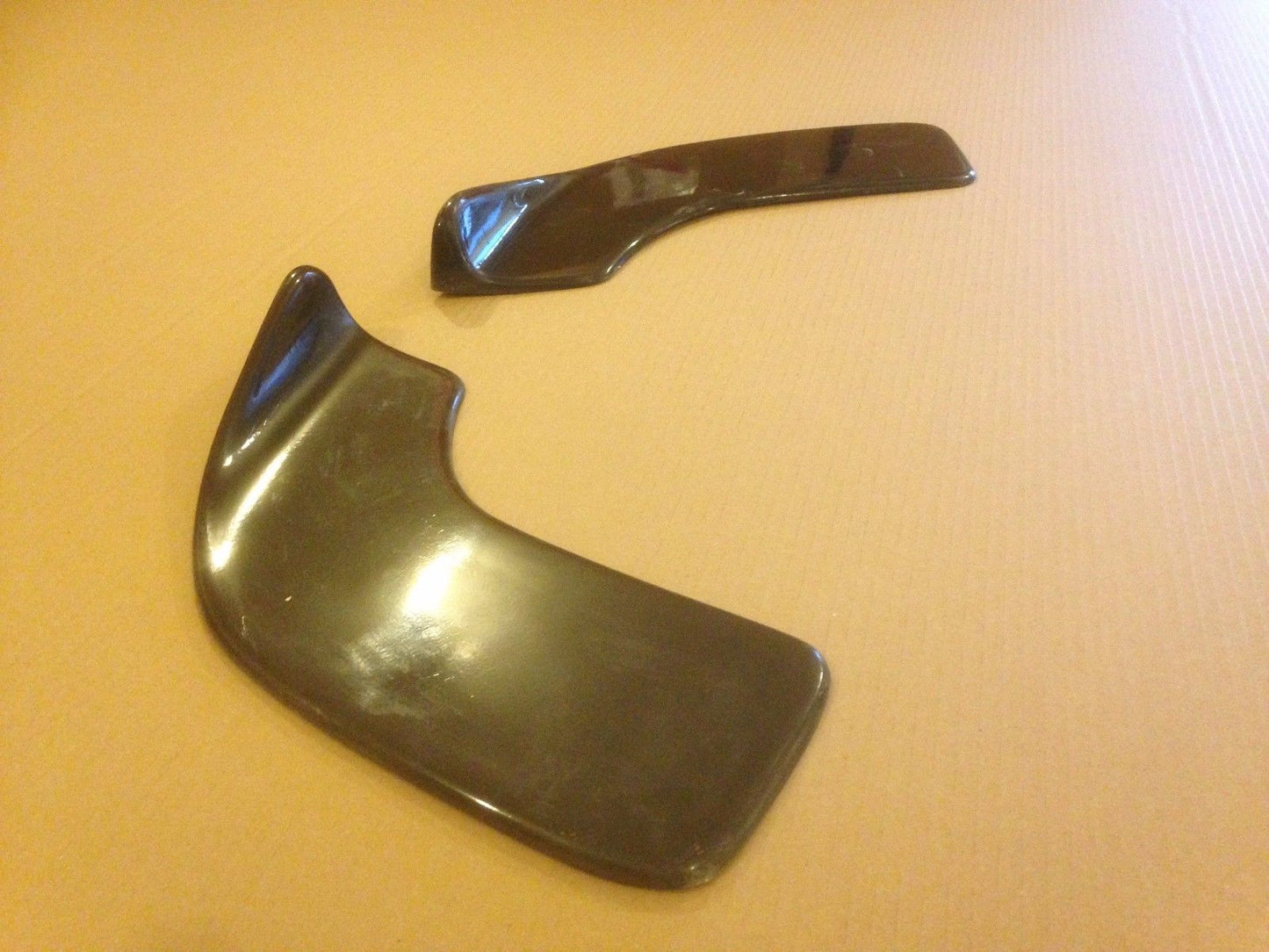 Universal Corner Aero Dynamic Car Splitters / Winglets Corner Spoilers (Standard) Fiberglass - New!