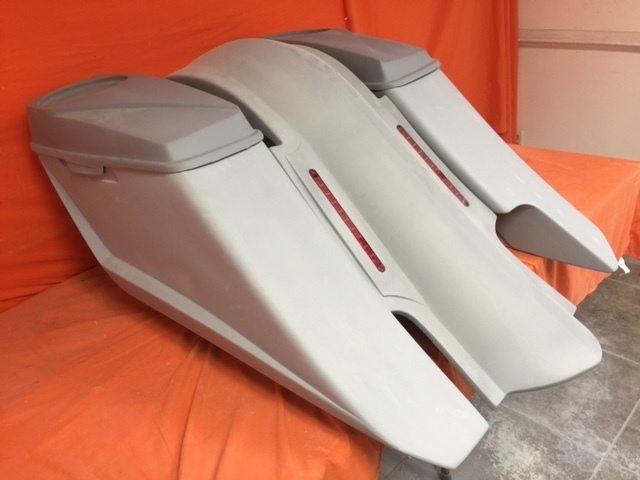 Harley Davidson 6" Trendsetter Extended Saddlebag LED Fender Kit - Right Side Cut Out   6 x 9 Speaker Lids / 2014 - 2018