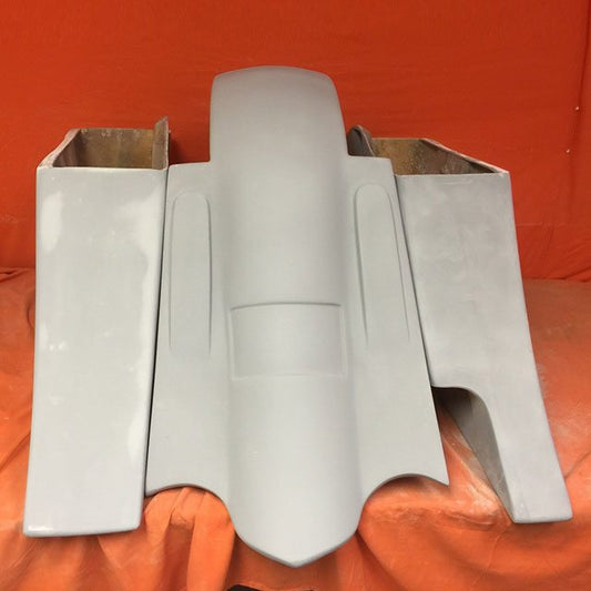 Honda Shadow Sabre 1100 6" Extended Saddlebags Out & Down Bags   Rear Fender Right Cut Out   Lids