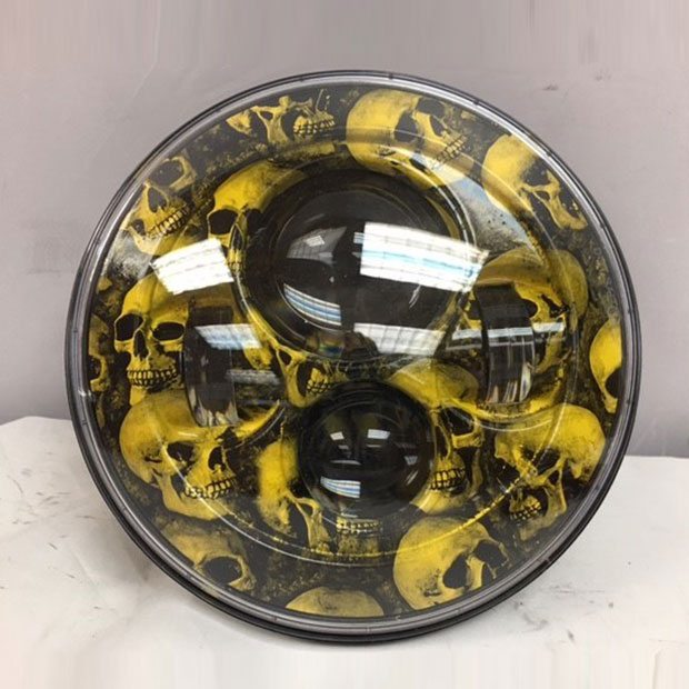 7" DAYMAKER Replacement Custom Yellow Skull Design Projector HID LED Light Bulb Headlight Motorcycle Harley