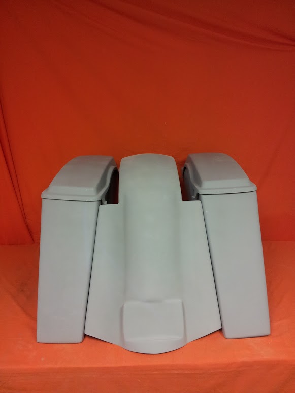 Harley Davidson Bagger 6"  Stretched Saddlebags with No Cut Outs With Lids and Fender