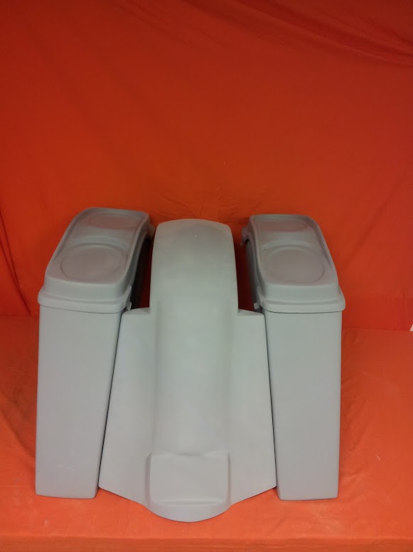 Harley Davidson 4" Extended Stretched Saddlebags + Dual 6 x 9 Speaker Lids & Replacement Fender 89 - 08 - No Cut Outs