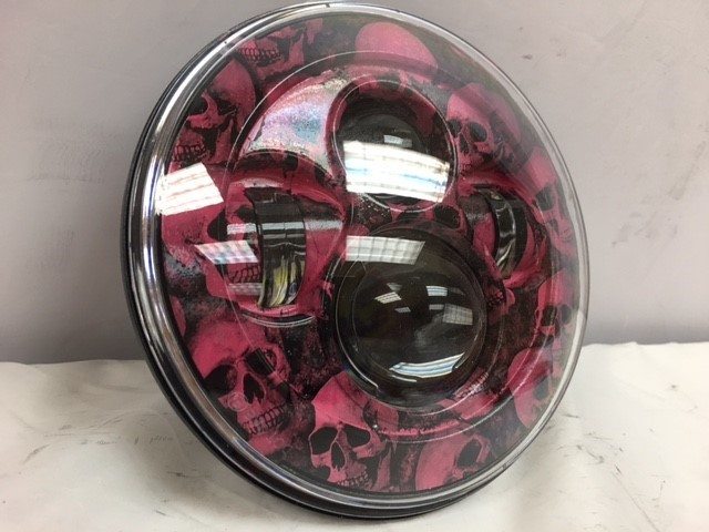 7" DAYMAKER Replacement Custom Pink Skull Design Projector HID LED Light Bulb Headlight Motorcycle Harley