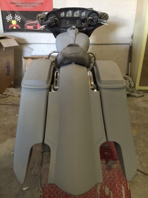 Harley Davidson 6" Trendsetter Extended Saddlebag LED Fender Kit - Right Side Cut Out   6.5" Speaker Lids / 2014 - 2018