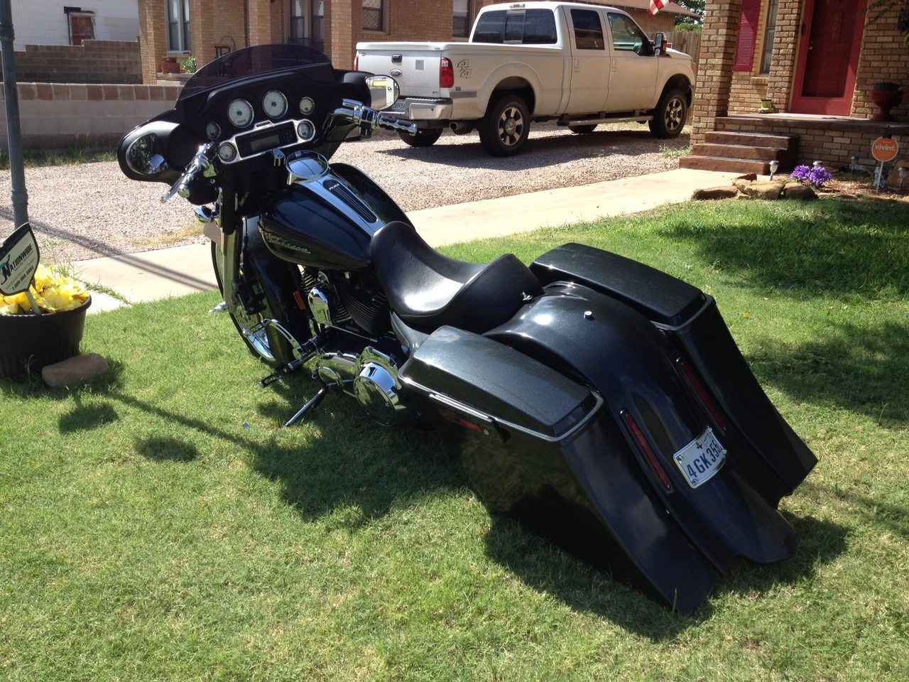 Harley Davidson 6" Extended Stretched Out & Down Saddlebags - No Lids 2014 - 2018  Model Style Bags - No Cut Outs.