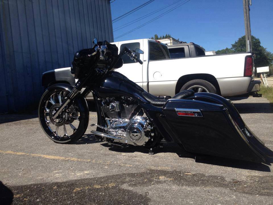 6” Down and Out Bag Kit for Harley Softail and Touring Bikes