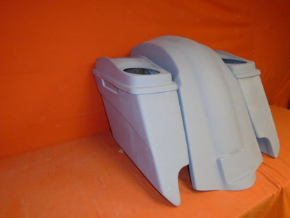Harley Davidson 5" Heritage Softail Extended Saddlebags Dual 6 x 9 Speaker Lids   Fender Dual Cutouts