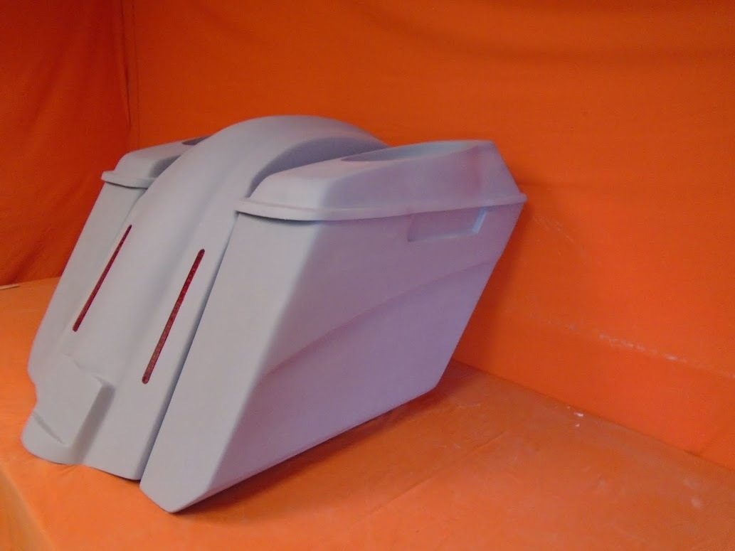 Harley Davidson 5" Softail Heritage Extended Stretched Saddlebags 6.5" Speaker Lids LED Fender No CutOuts