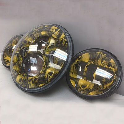 7" DAYMAKER YELLOW SKULL DESIGN Headlight   Dual 4.5" - 4 1/2" Auxiliary Spot Passing LED Fog Lights Bulb Harley SET