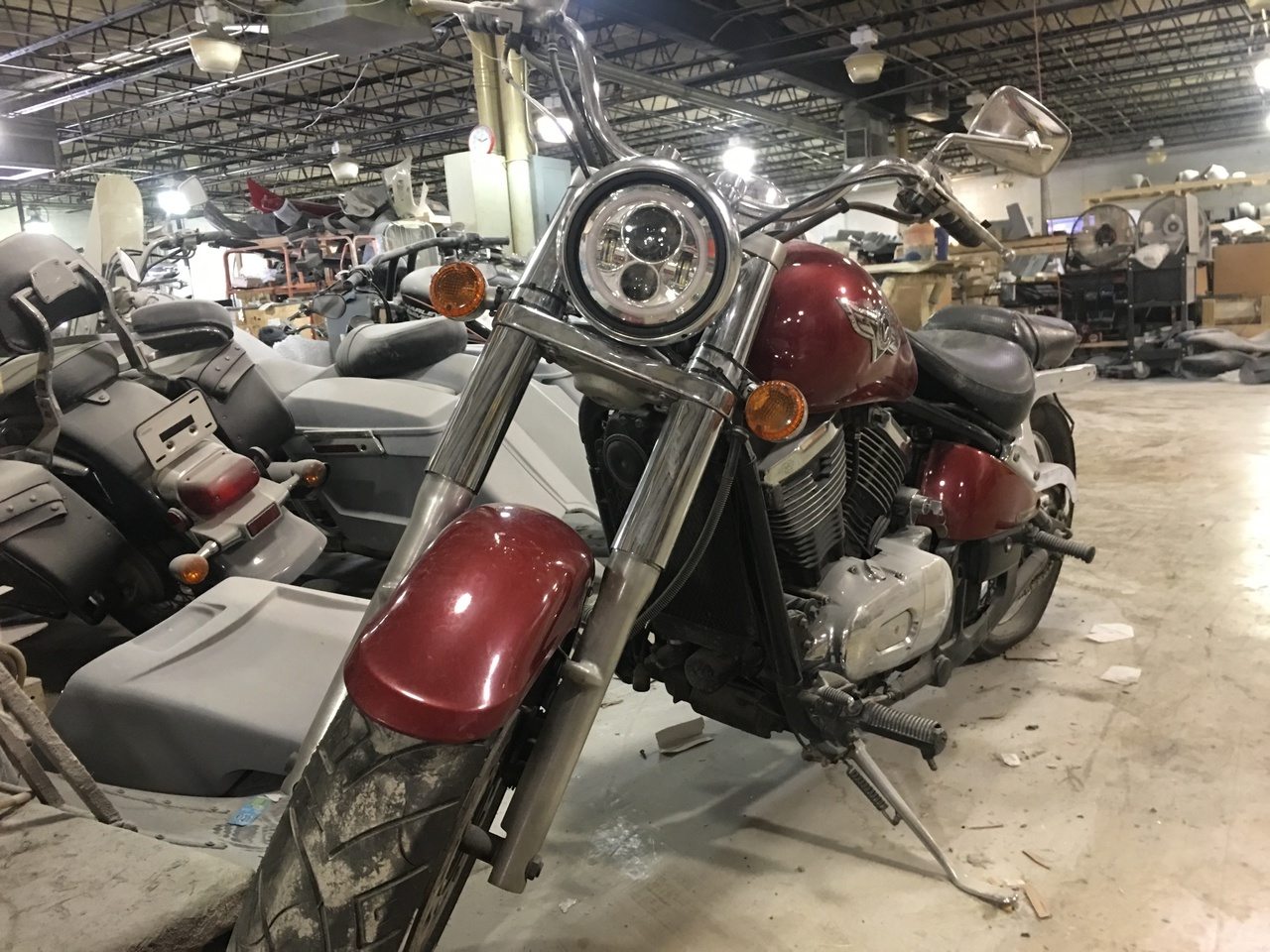 7" DAYMAKER Kawasaki Vulcan Nomad 800 Chrome With Pink Halo HID LED Light Bulb Headlight Motorcycle