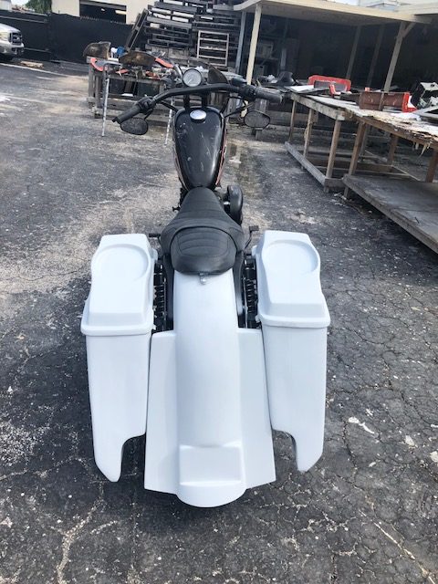 Harley Davidson Sportster 883 / Dyna / Sportster Extended Stretch Saddlebags