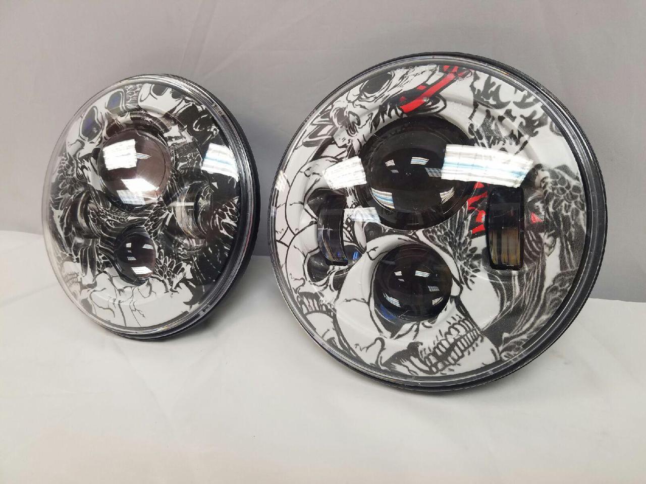 7'' COLORED SKULLS DESIGN Suzuki Sierra Fits: Jeep Wrangler JK CJ TJ LED Rubicon Projector Daymaker Headlights Pair / Set