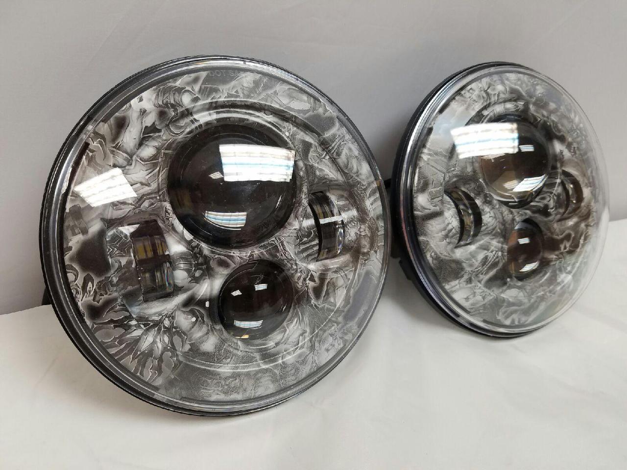 7'' WORLD OF WAR DESIGN Suzuki Sierra Fits: Jeep Wrangler JK CJ TJ LED Rubicon Projector Daymaker Headlights Pair / Set