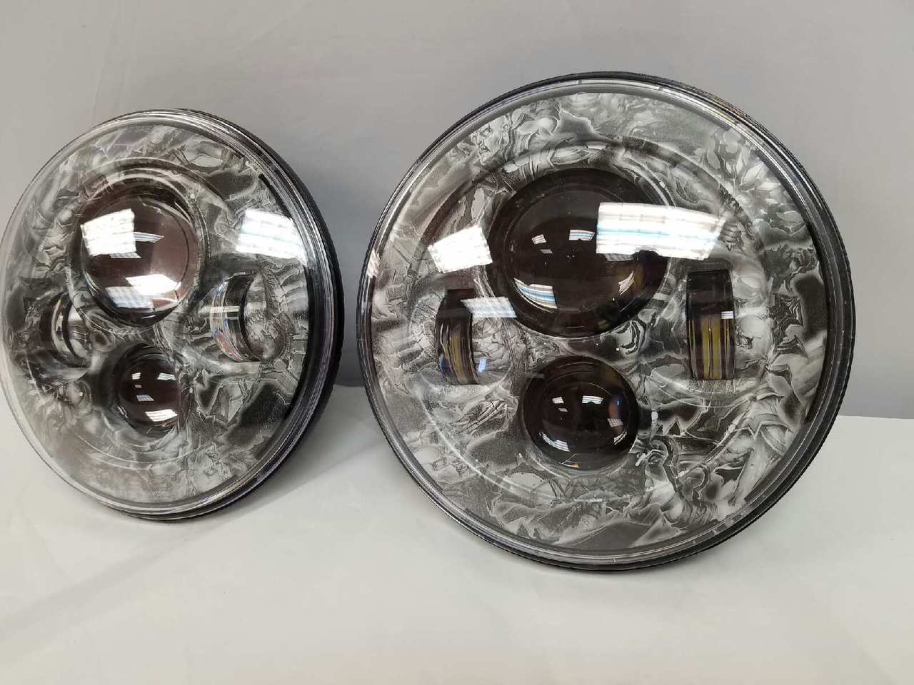 7'' WORLD OF WAR DESIGN Suzuki Sierra Fits: Jeep Wrangler JK CJ TJ LED Rubicon Projector Daymaker Headlights Pair / Set