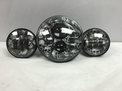 7" DAYMAKER SKULL DESIGN Headlight   Dual 4.5" - 4 1/2" Auxiliary Spot Passing LED Fog Lights Bulb Harley SET