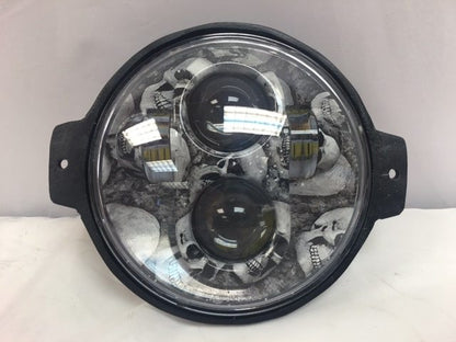 Honda VTX 1300 / 1800 C / R / S - 5 3/4" CUSTOM DESIGN SKULL DAYMAKER Chrome HID LED Light Bulb Headlight Motorcycle 5.75" Mount