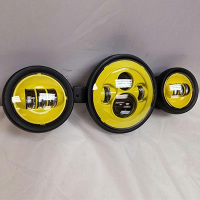 7" Kawasaki Voyager & Vaquero DAYMAKER Headlight   Dual 4.5" - 4 1/2" Auxiliary AUX Yellow Spot Passing LED Fog Lights SET