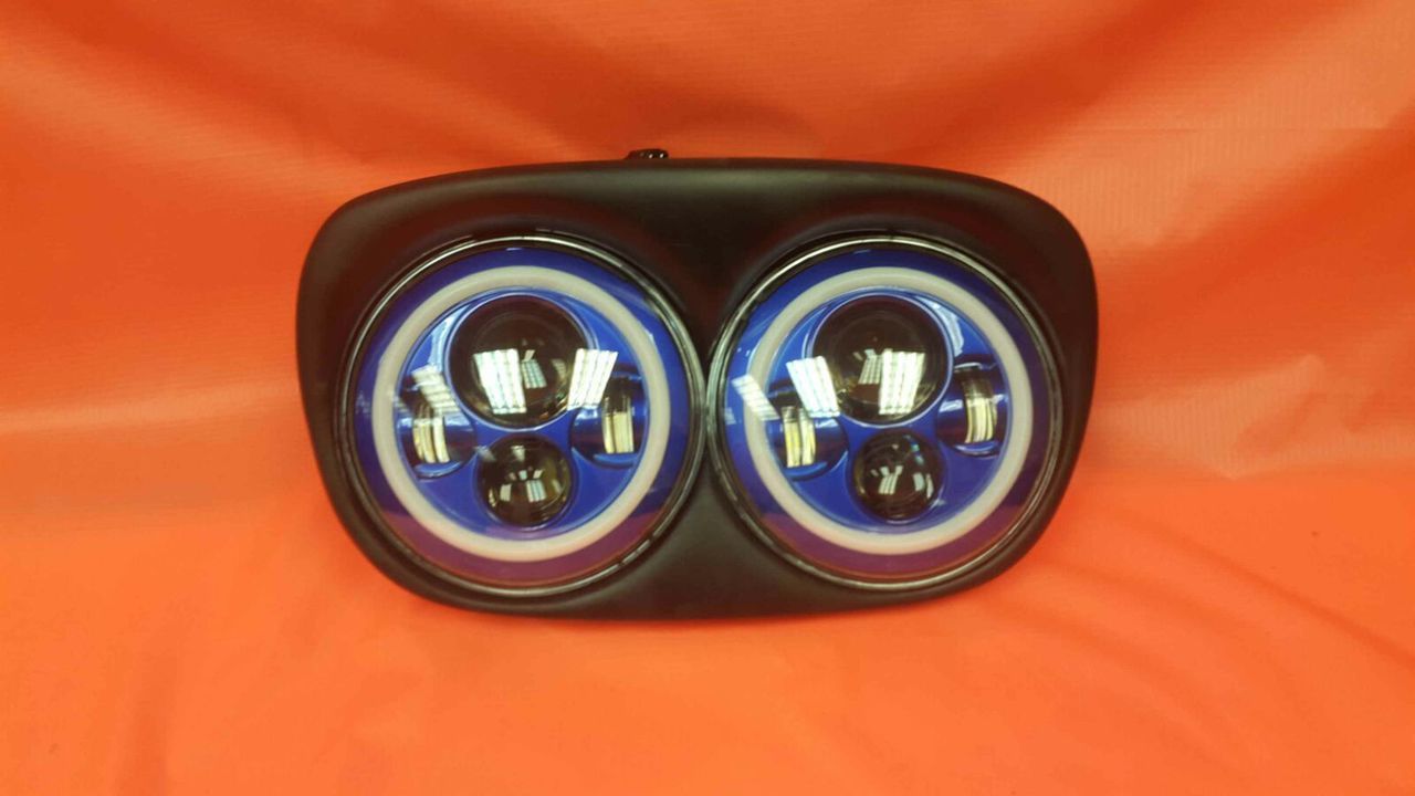 DUAL 7" BLUE DAYMAKER BLUE HALO LED ROAD GLIDE Black Light Bulb Headlight Motorcycle Harley   Bezel