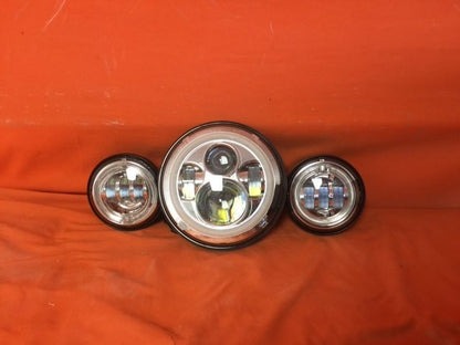 7" DAYMAKER Blue HALO Headlight   Dual 4.5" - 4 1/2" BLUE HALO Auxiliary AUX Chrome Spot Passing LED Fog Lights Bulb Harley SET