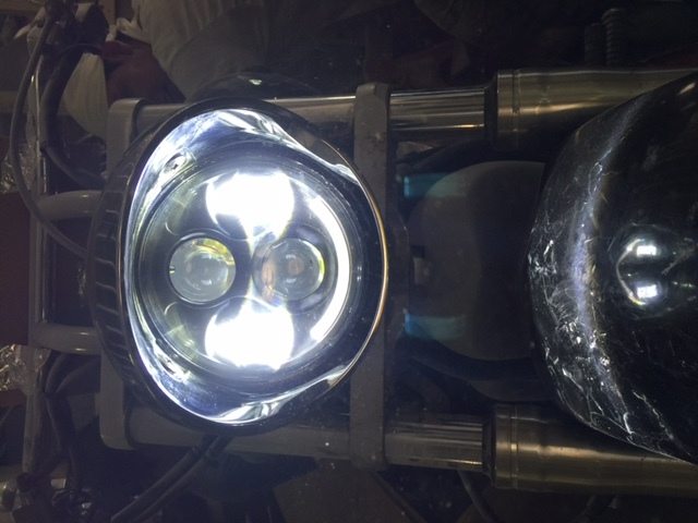Honda VTX 1300 / 1800 C / R / S - 5 3/4" DAYMAKER Chrome HID LED Light Bulb Headlight Motorcycle 5.75" Mount