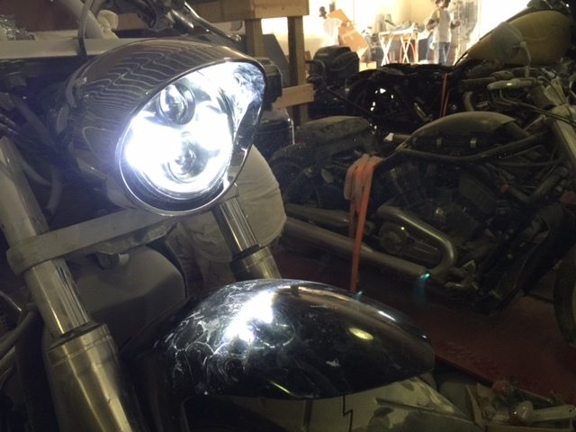 Honda VTX 1300 / 1800 C / R / S - 5 3/4" DAYMAKER Chrome HID LED Light Bulb Headlight Motorcycle 5.75" Mount