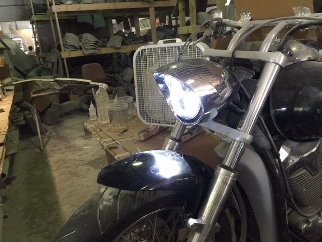 Honda VTX 1300 / 1800 C / R / S - 5 3/4" DAYMAKER Chrome HID LED Light Bulb Headlight Motorcycle 5.75" Mount