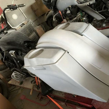 Victory Kingpin 6" Extended Hard Saddlebags Out &amp; Down Bags   LED Rear Fender Dual Cut Out   Lids